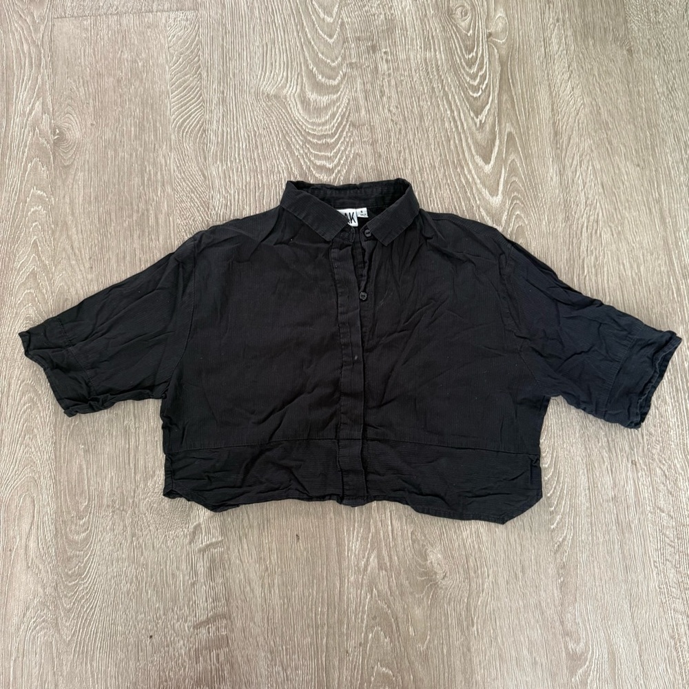 OAK NYC Black Cropped Button-Up Shirt
